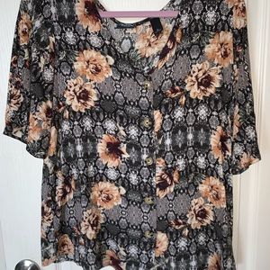 NWOT BKE snake skin and floral top